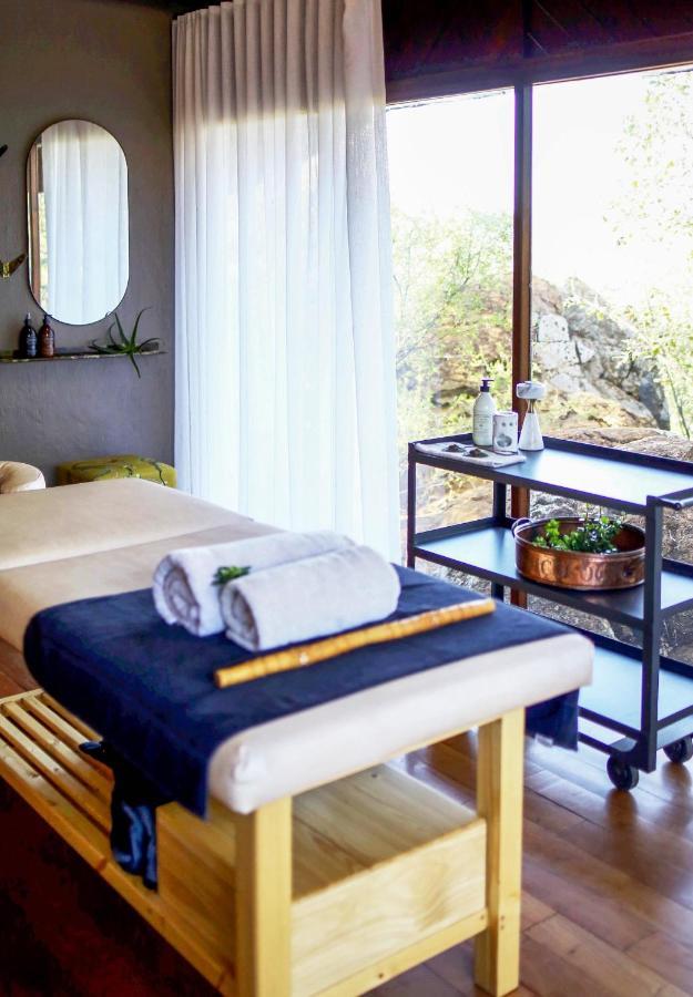 Madikwe Hills Private Game Lodge Заповедник Мадикве Экстерьер фото
